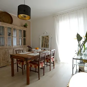 Bed and breakfast 82, Alguer